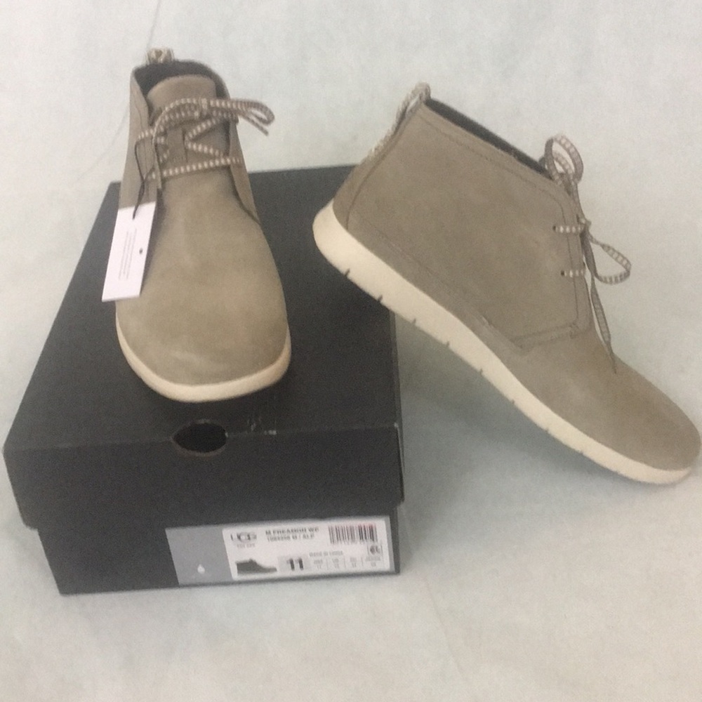UGG Men Freamon Suede Lace Up Loafers